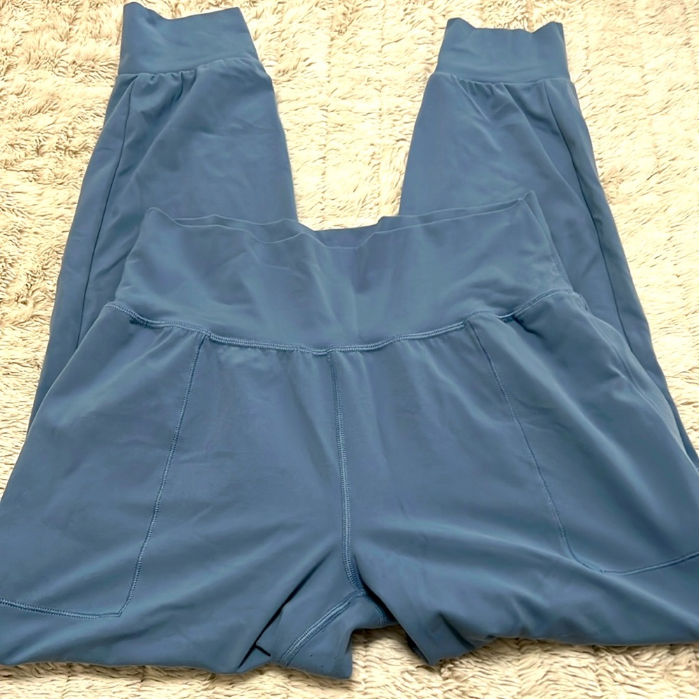 Athleta Salutation Jogger